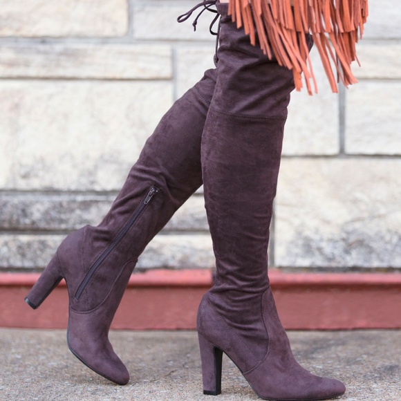 LAST PAIR ✨  THIGH HIGH BOOTS - Picture 4 of 5